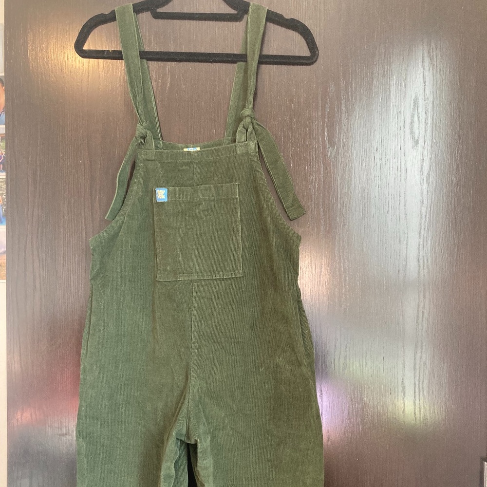 Lucy & Yak Short Overalls in Green Corduroy Size Small